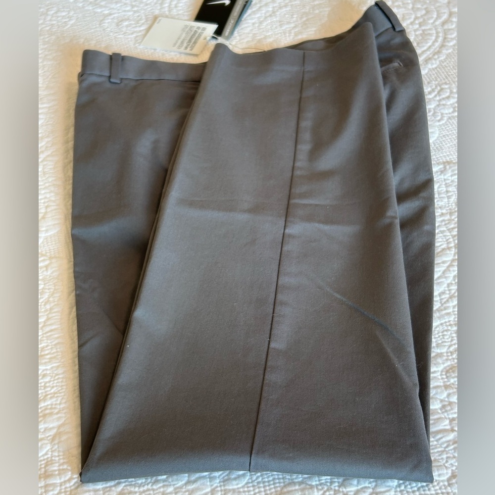 Men’s Gray NikeGolf Pants